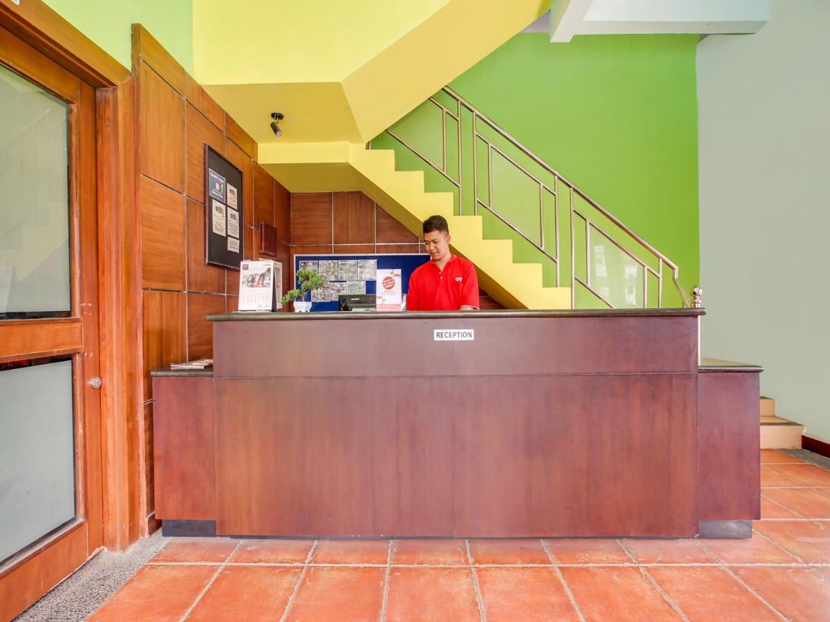 Oyo 3896 Villa Pesona Wisata Puncak Cianjur Exterior photo